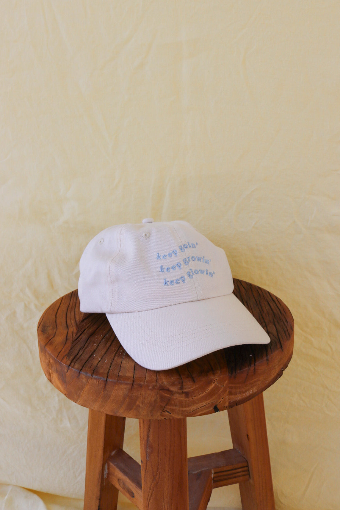 Keep Glowin' Cap Adults - Beige